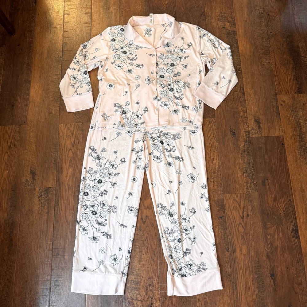 FLORA NIKROOZ 2 piece pajama lounge set, size XL - Picture 2 of 11